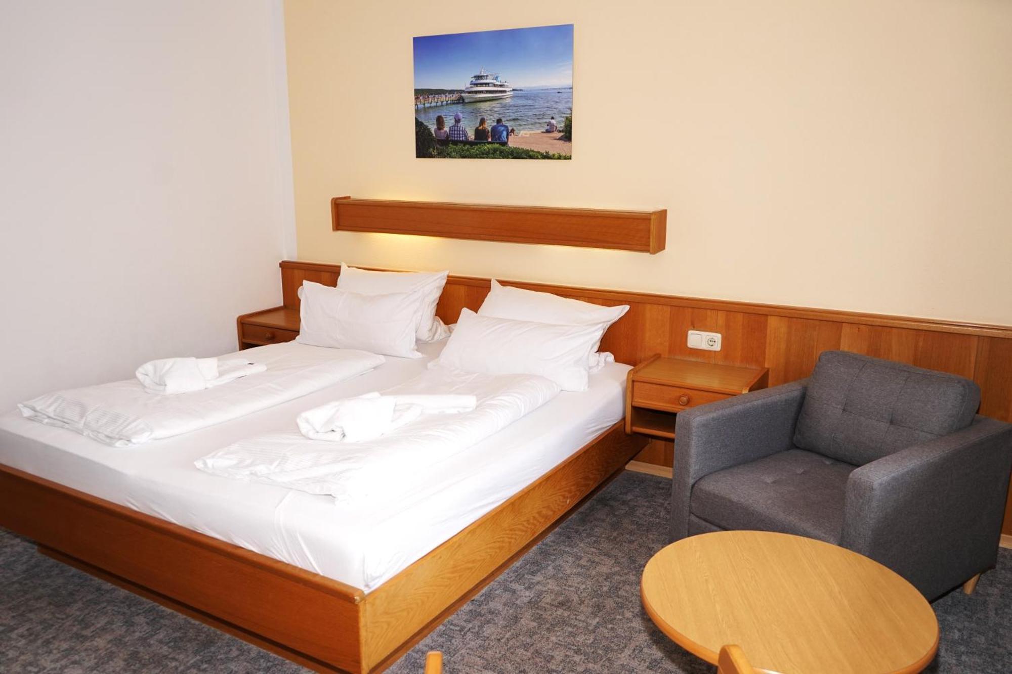 Gasthaus Und Landhotel Wiedmann Eresing المظهر الخارجي الصورة