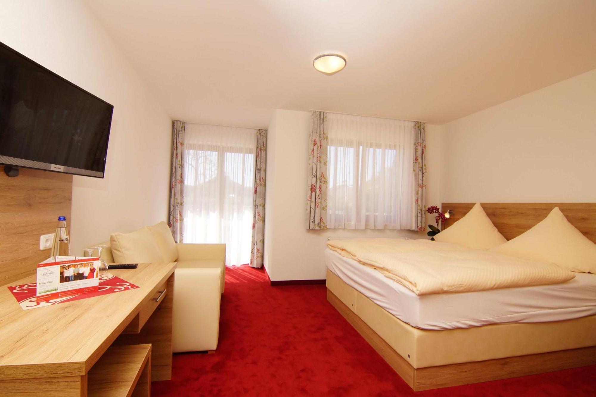 Gasthaus Und Landhotel Wiedmann Eresing المظهر الخارجي الصورة