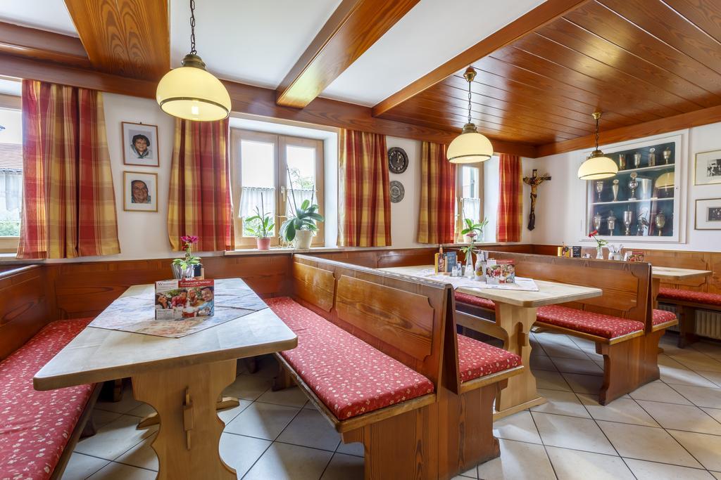 Gasthaus Und Landhotel Wiedmann Eresing المظهر الخارجي الصورة
